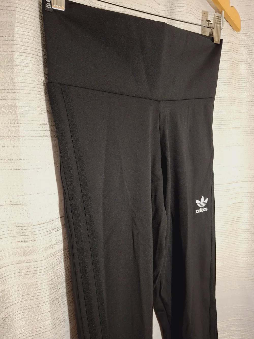 adidas Women's Black High-Waist Leggings NWT - Picture 5 of 7